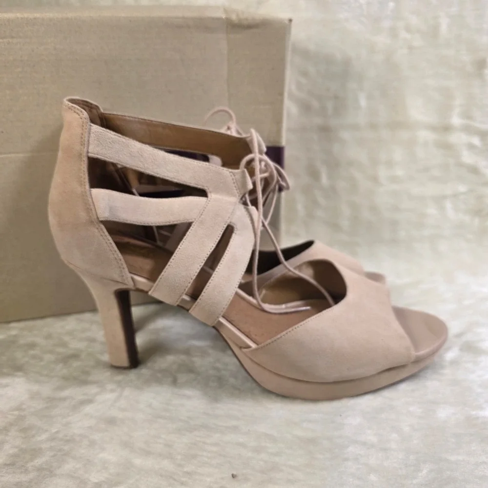 Clarks Artisan Nude Pump Suede Leather Lace Up Ankle Platform Heels Women 12 NEW